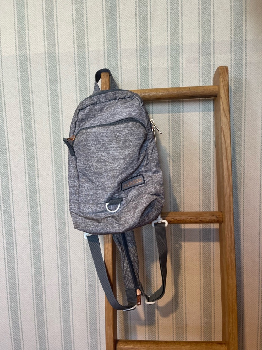 Adidas Women's Essentials Convertible Crossbody Sling Bag Heather Gray Jersey